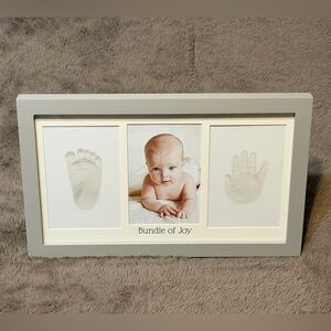 NWOT - Pearhead Babyprints Photo Frame, 3.5” x 5”